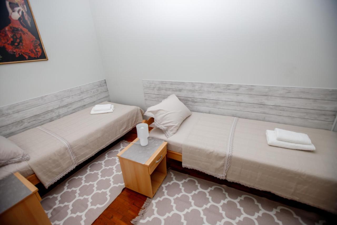 Angeli Vila Apartments Subotica Ngoại thất bức ảnh